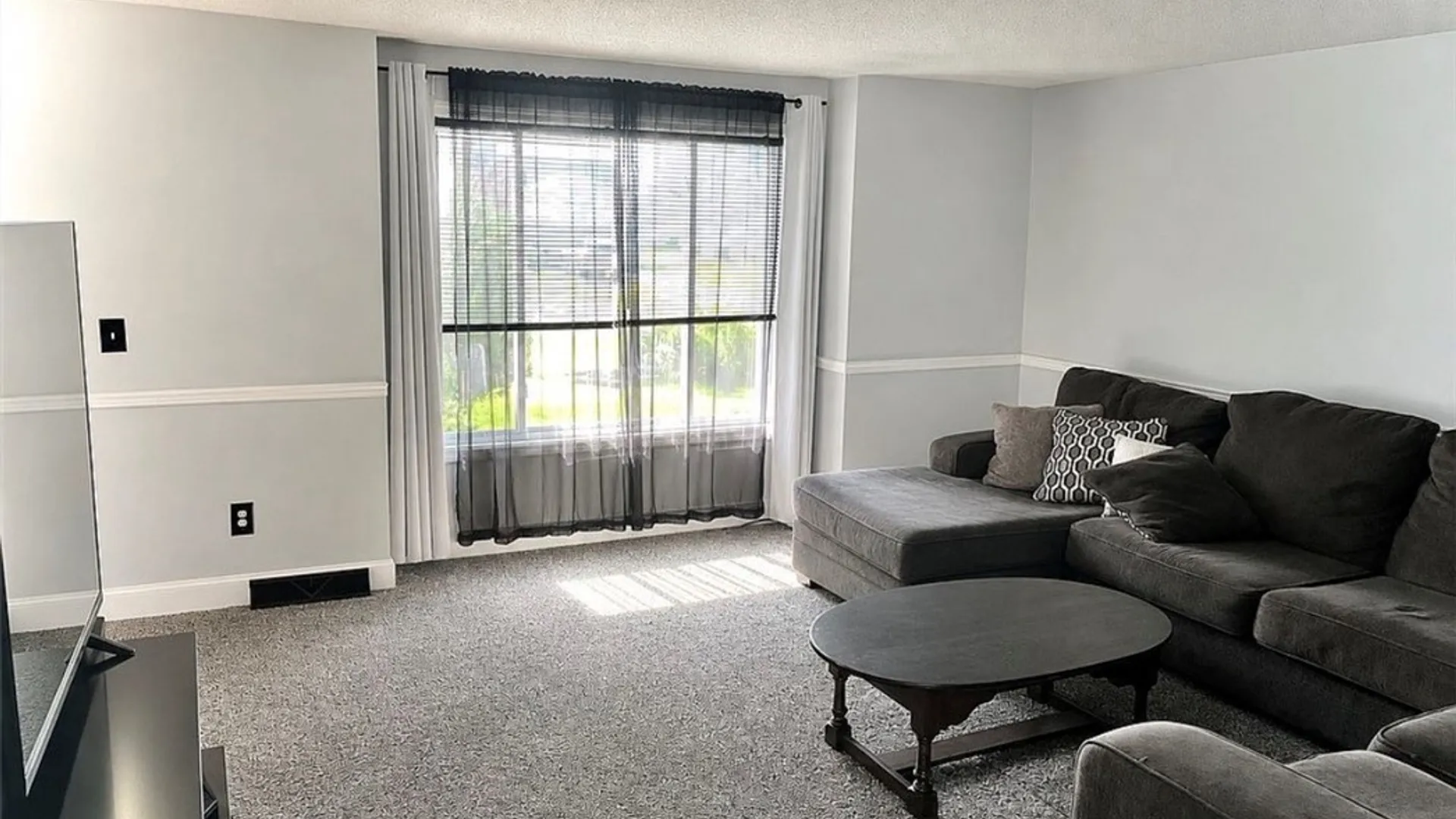 Property at 7001 Rebecca Drive, Wheatfield, NY 14304 19