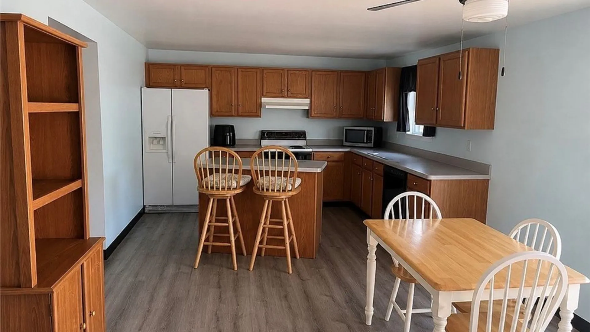 Property at 7001 Rebecca Drive, Wheatfield, NY 14304 21