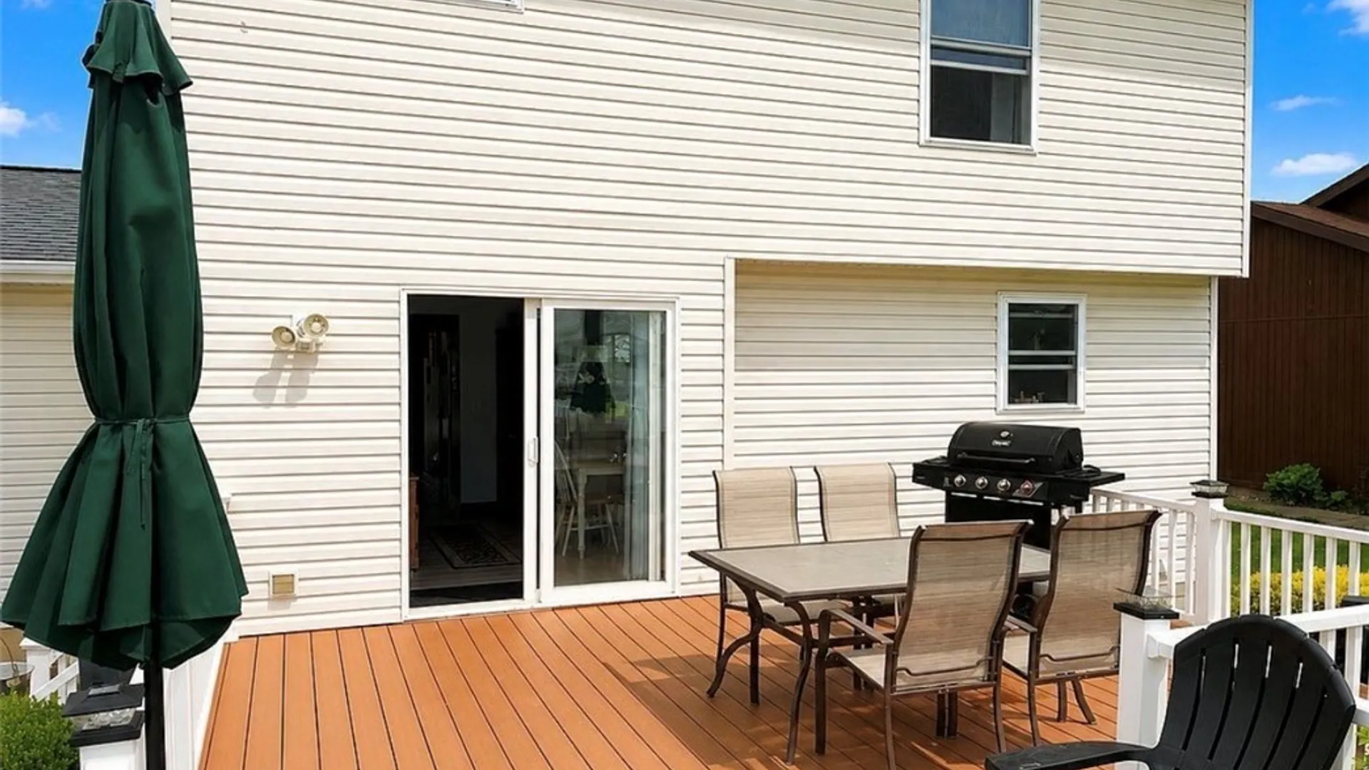 Property at 7001 Rebecca Drive, Wheatfield, NY 14304 12