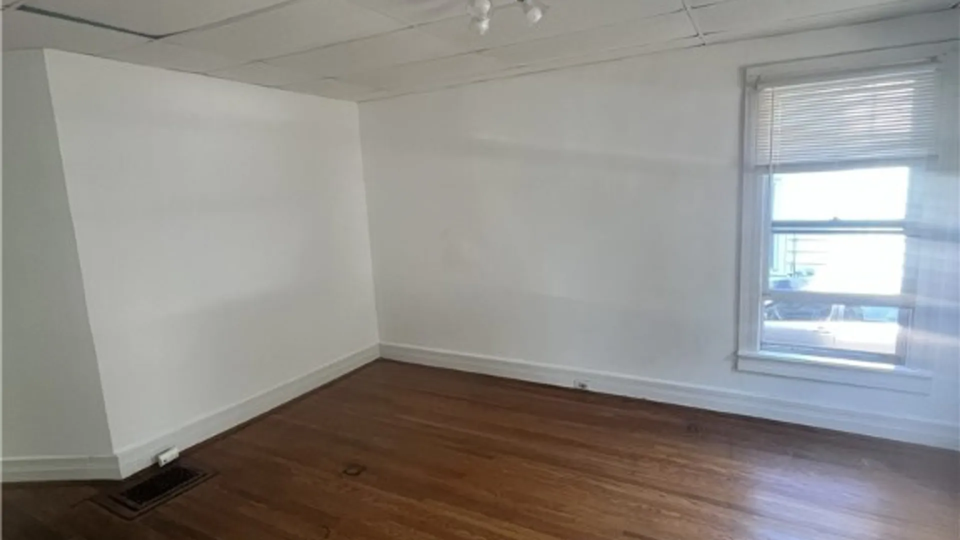 Property at 320 N Geneva Street, Ithaca City, NY 14850 6