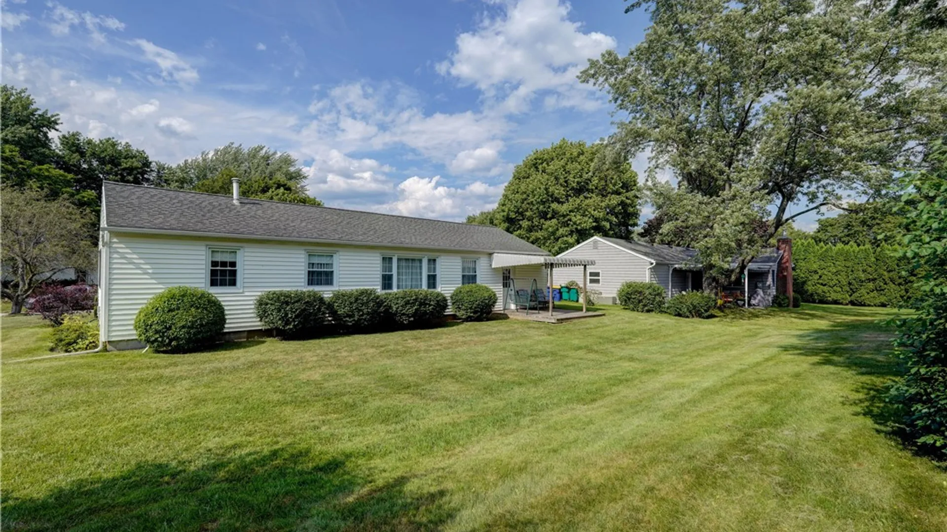 Property at 67 Tomahawk, Henrietta, NY 14467 27
