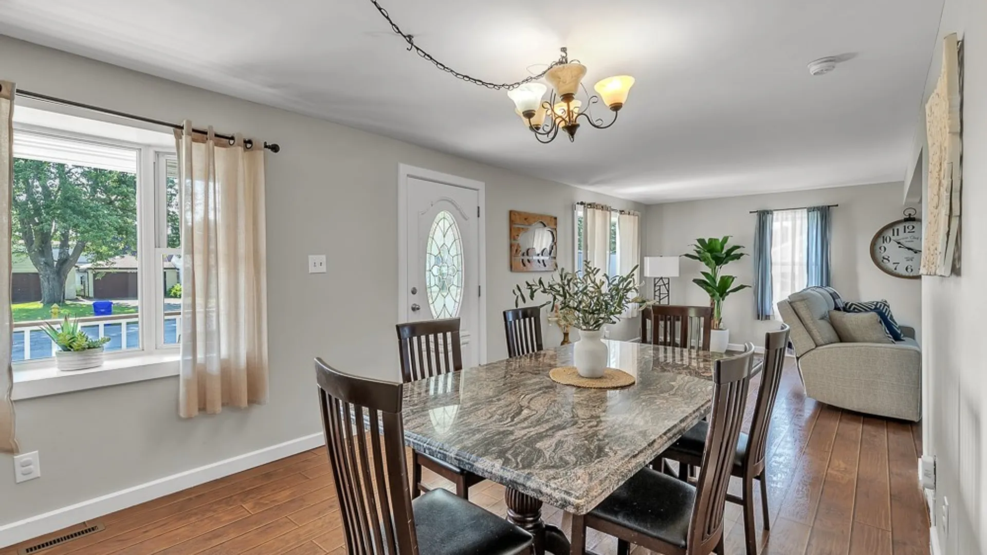 Property at 212 East Avenue, West Seneca, NY 14224 12