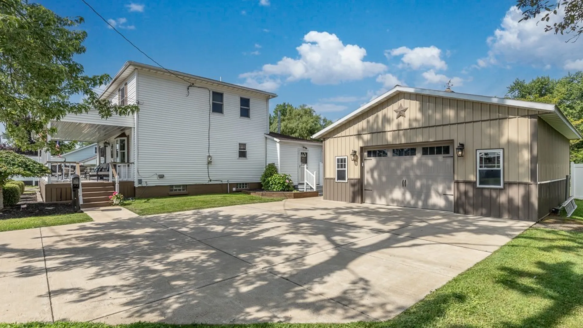 Property at 212 East Avenue, West Seneca, NY 14224 3
