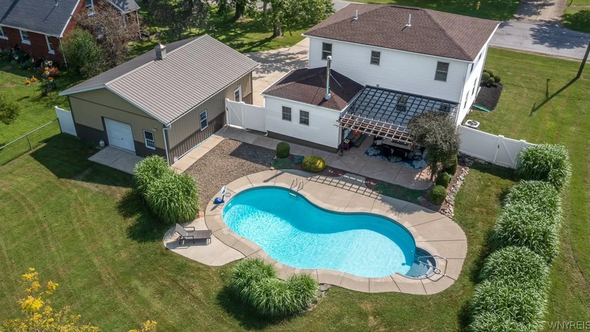 Property at 212 East Avenue, West Seneca, NY 14224 33