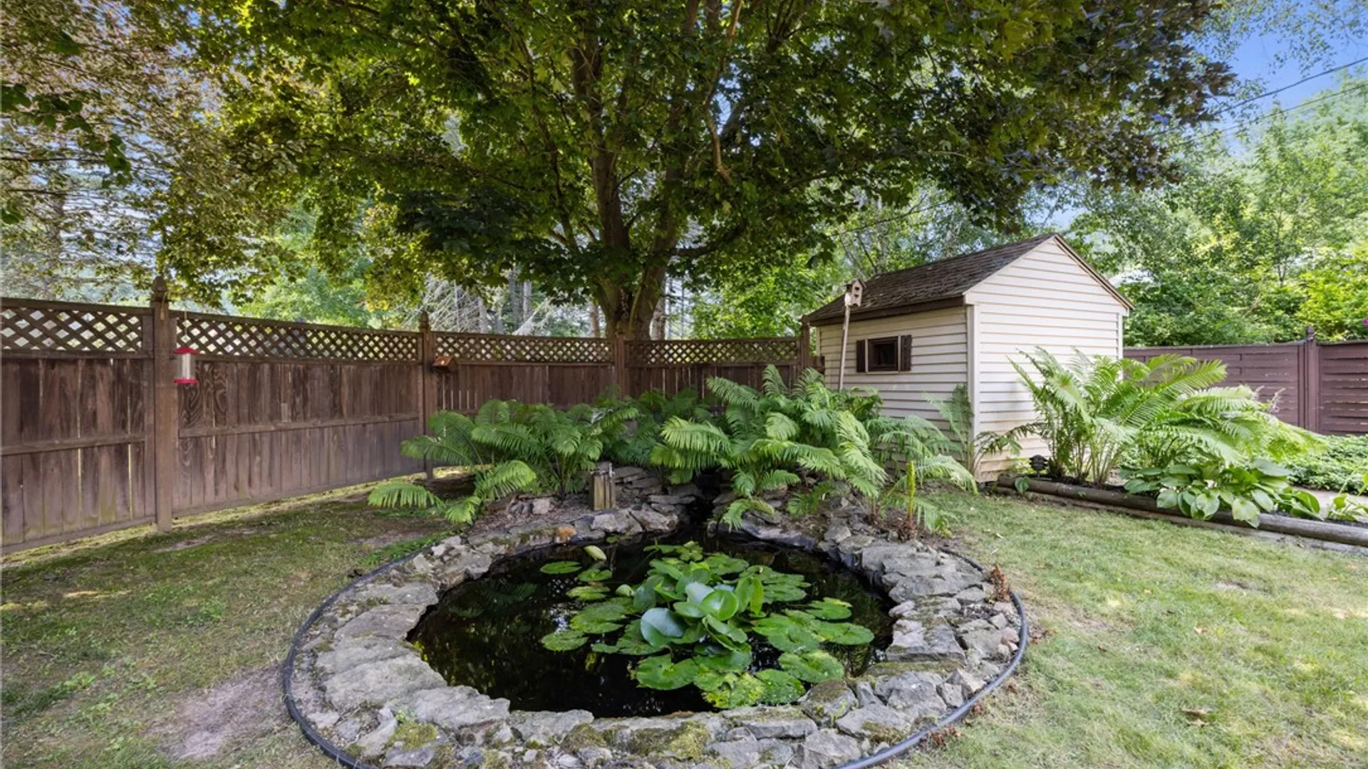 Property at 27 Carriage Court, Pittsford, NY 14534 13
