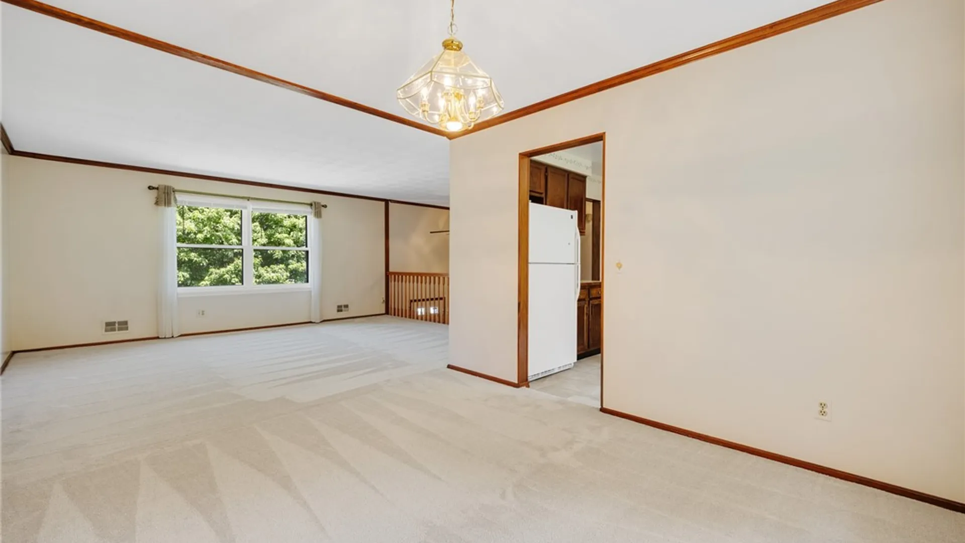 Property at 27 Carriage Court, Pittsford, NY 14534 18