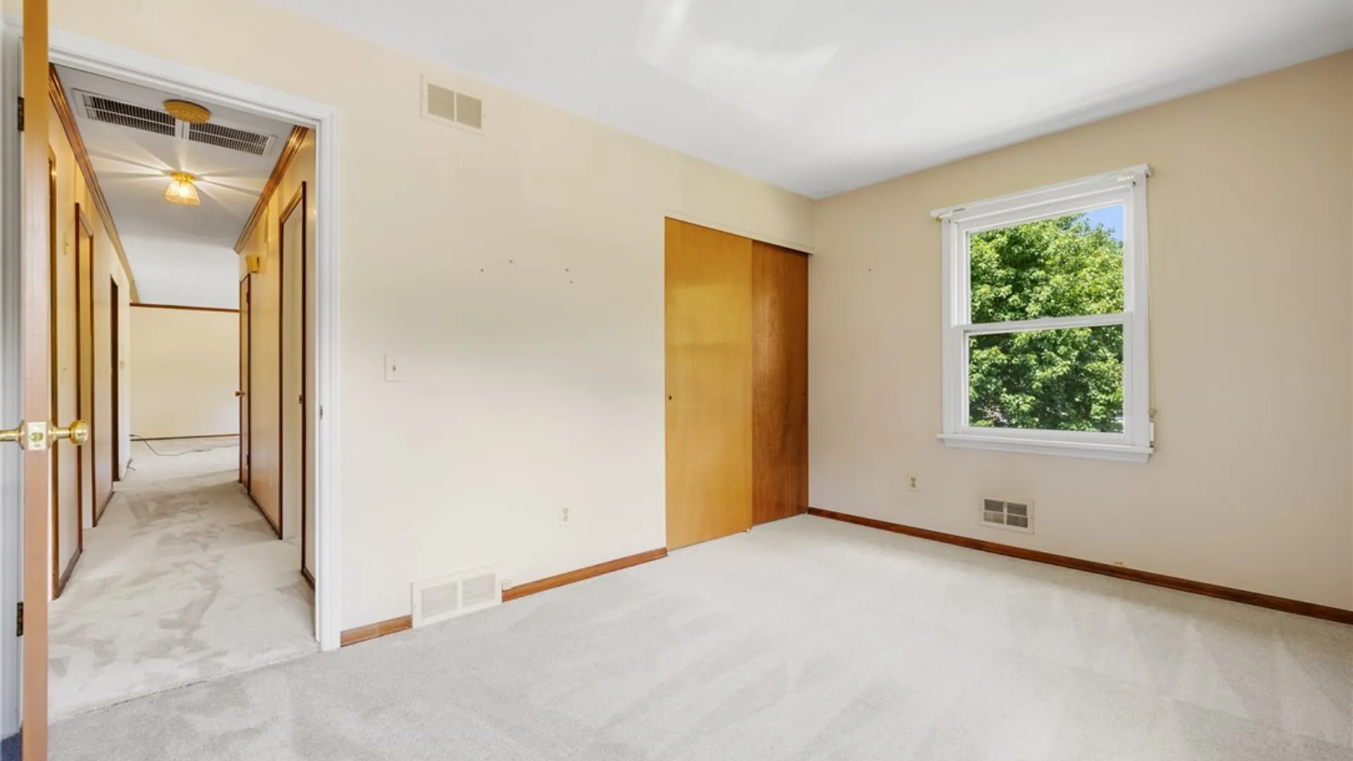 Property at 27 Carriage Court, Pittsford, NY 14534 30