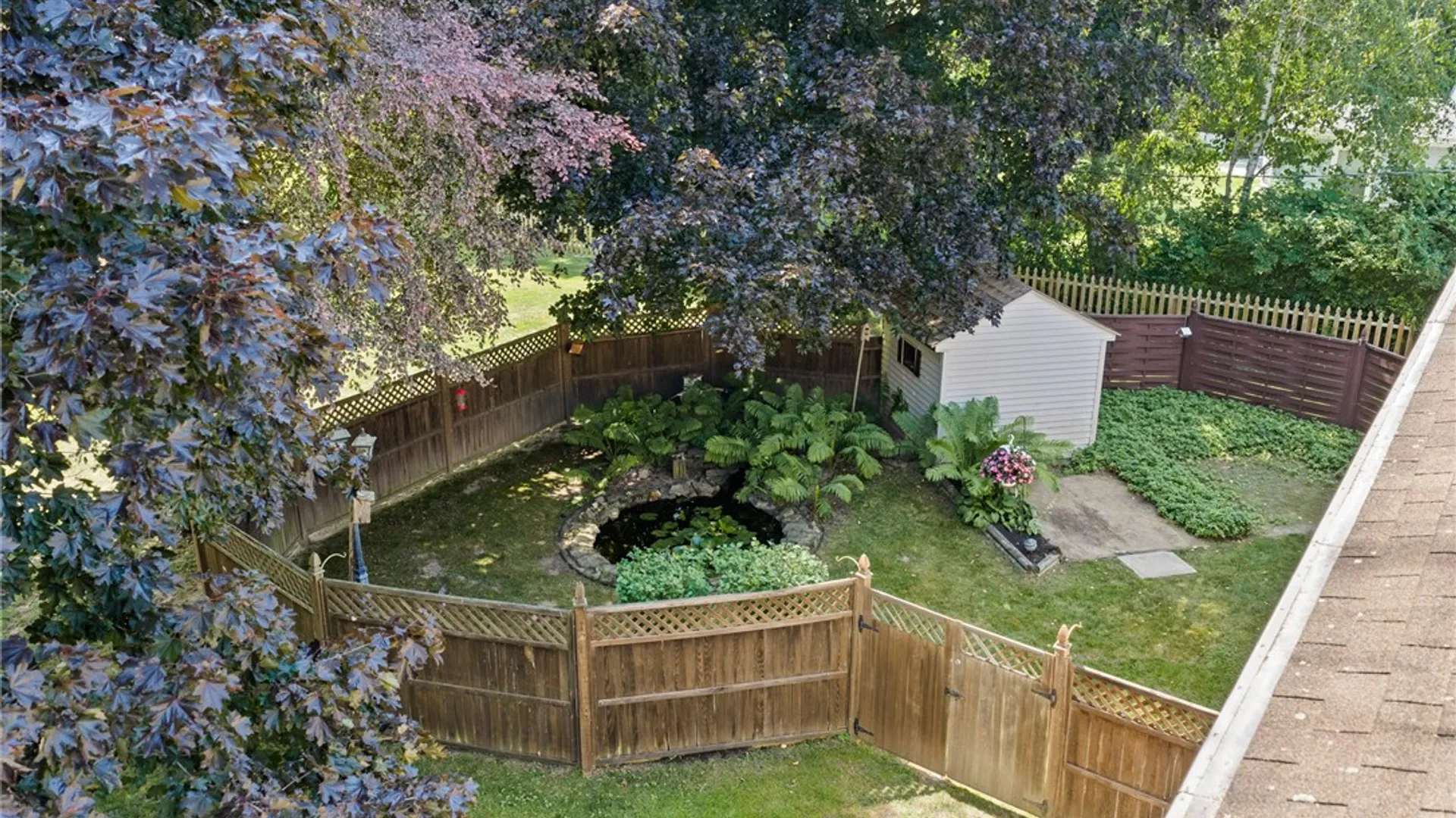Property at 27 Carriage Court, Pittsford, NY 14534 6