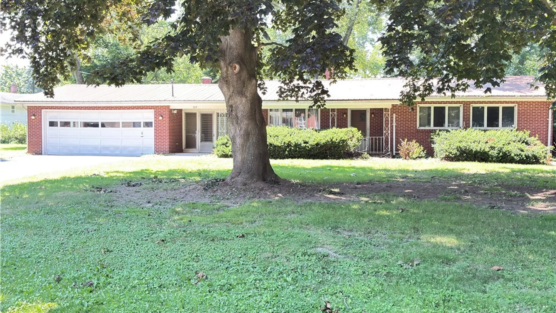 Property at 325 Mc Chesney Street, Wilson, NY 14172 3