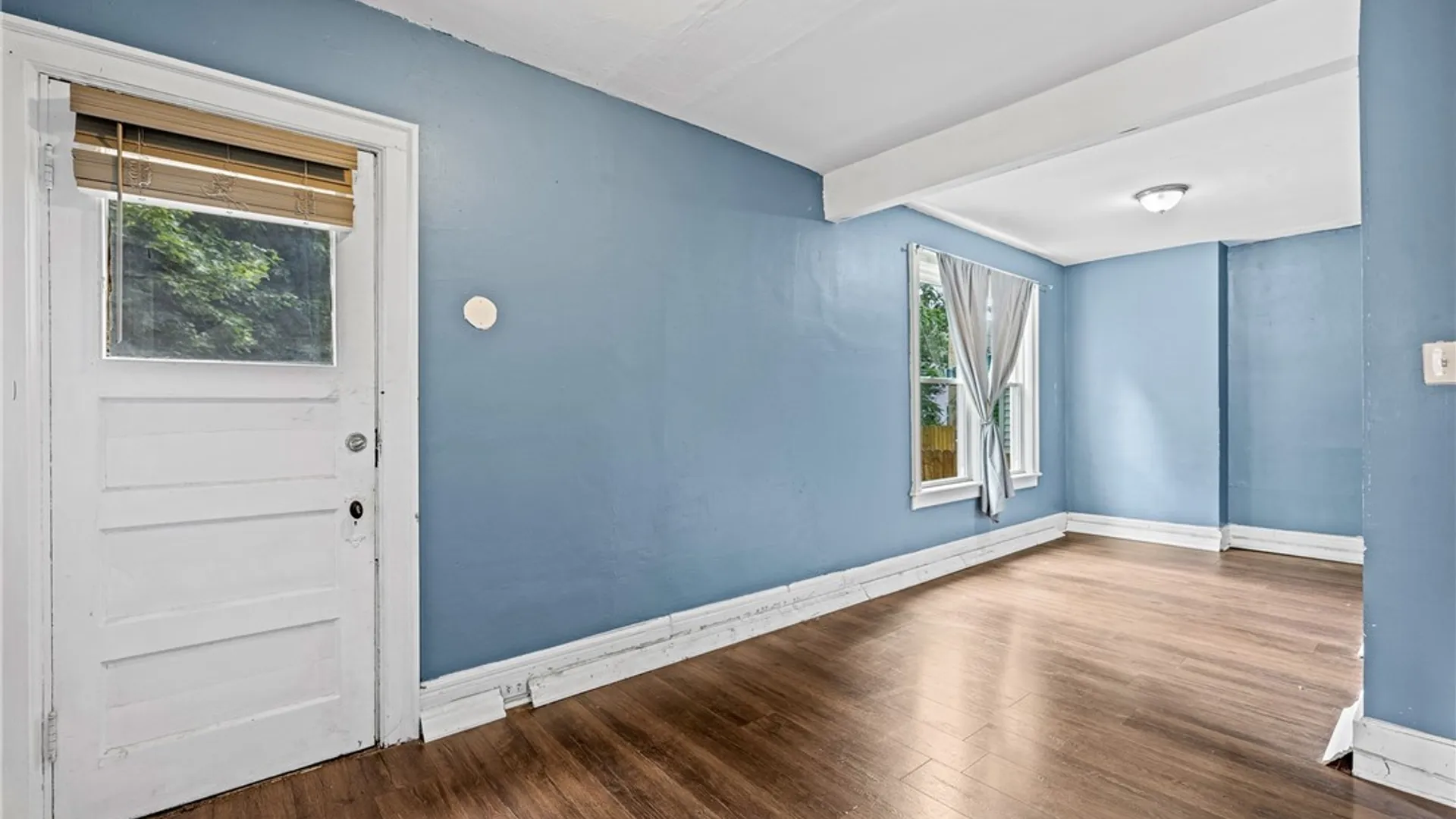 Property at 17 Indian Road, Buffalo, NY 14227 10