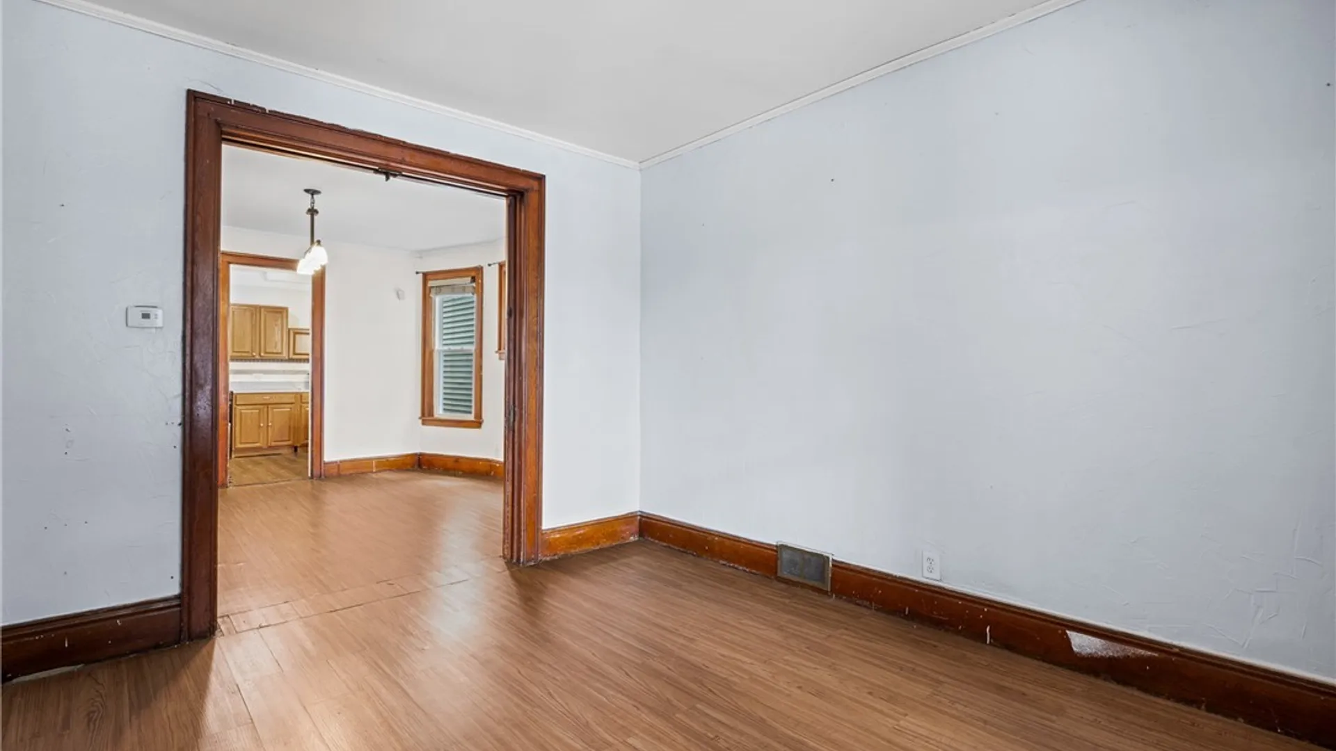 Property at 17 Indian Road, Buffalo, NY 14227 14