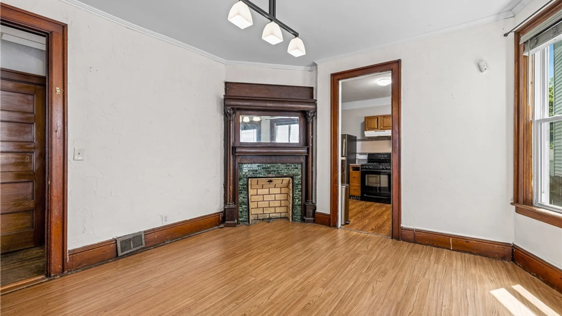Property at 17 Indian Road, Buffalo, NY 14227 17