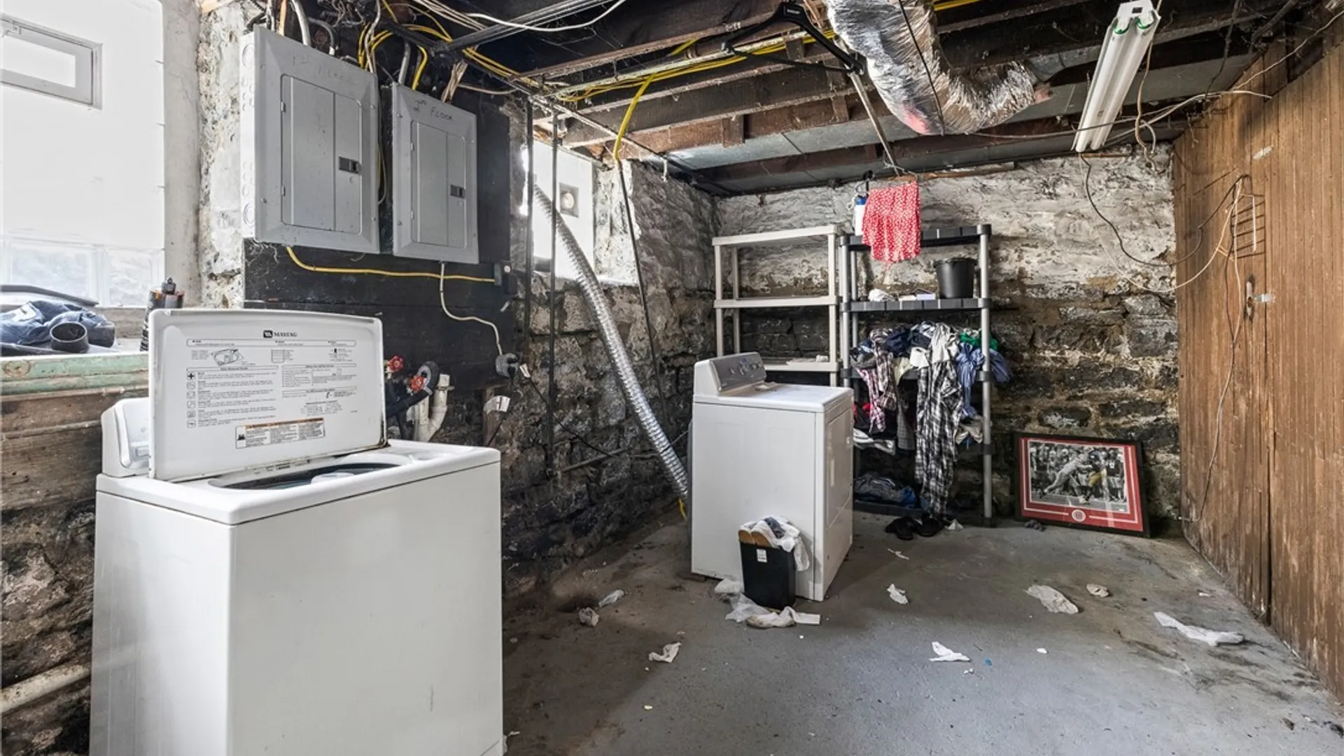 Property at 17 Indian Road, Buffalo, NY 14227 40