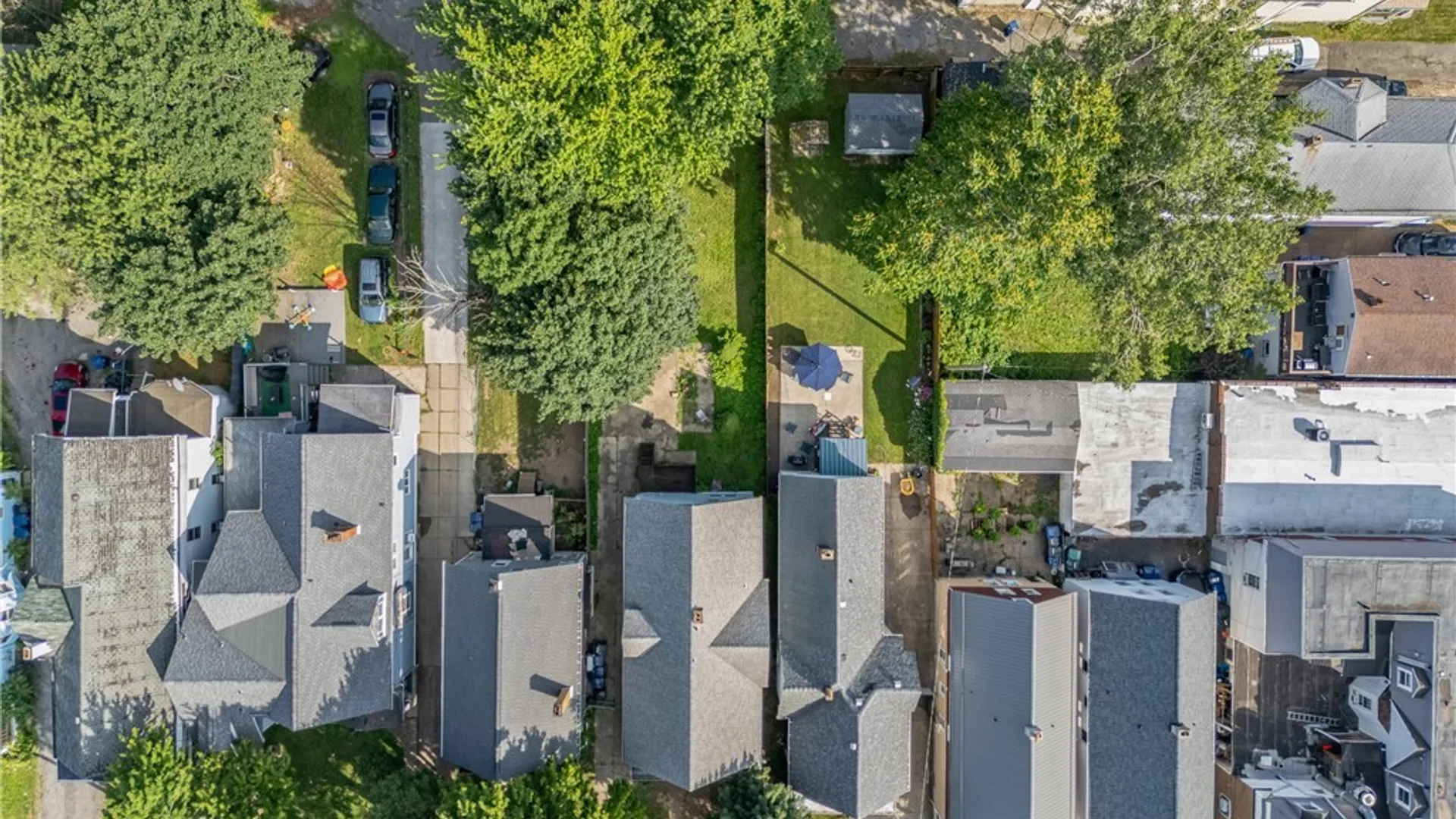 Property at 17 Indian Road, Buffalo, NY 14227 8