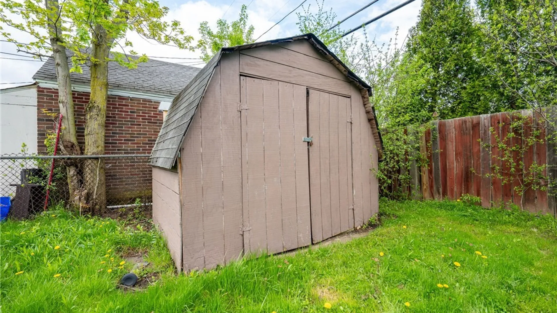 Property at 368 Grover Cleveland Highway, Amherst, NY 14226 39