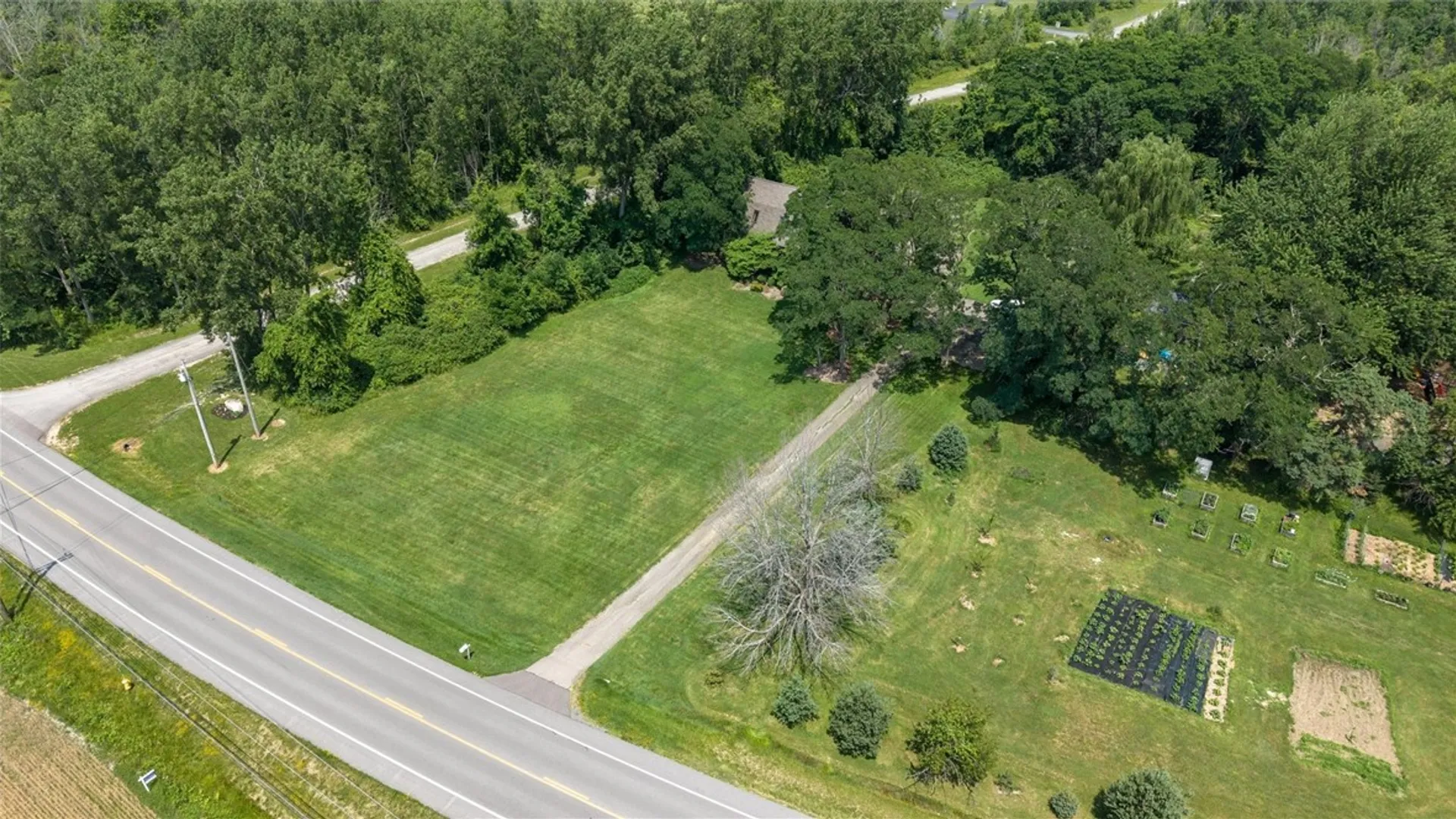 Property at 1880 Lake Road, Webster, NY 14580 12