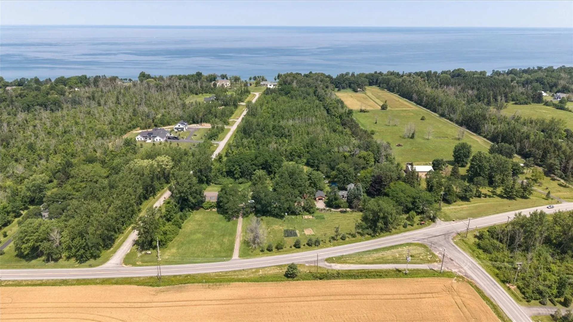 Property at 1880 Lake Road, Webster, NY 14580 15