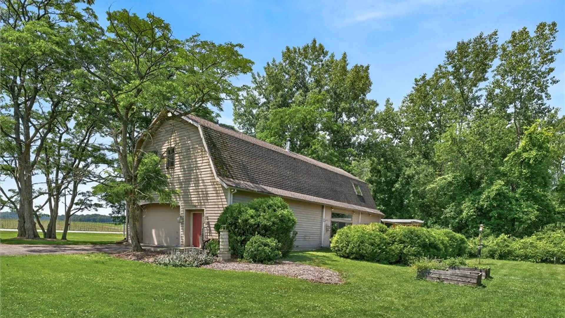 Property at 1880 Lake Road, Webster, NY 14580 5