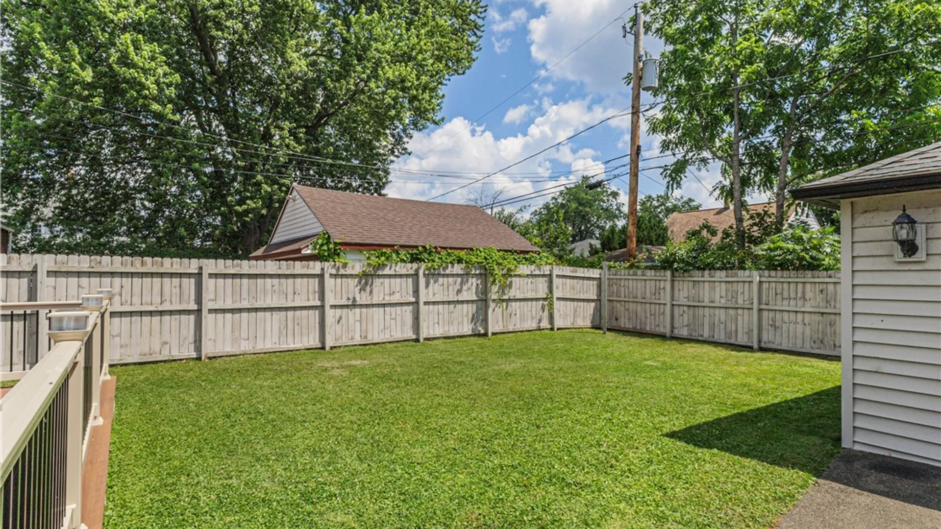 Property at 253 S Ogden Street, Buffalo, NY 14206 21