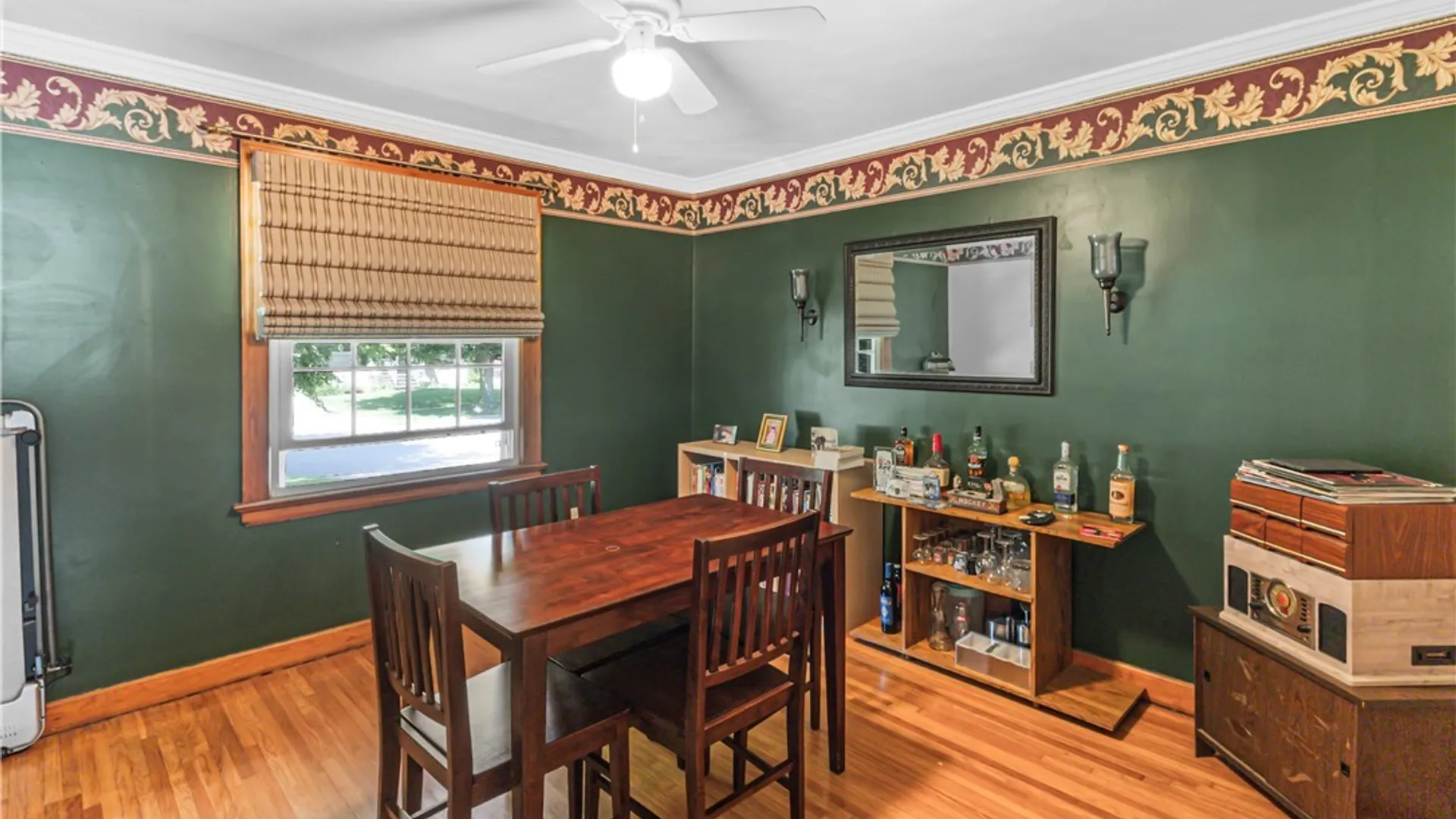 Property at 253 S Ogden Street, Buffalo, NY 14206 6