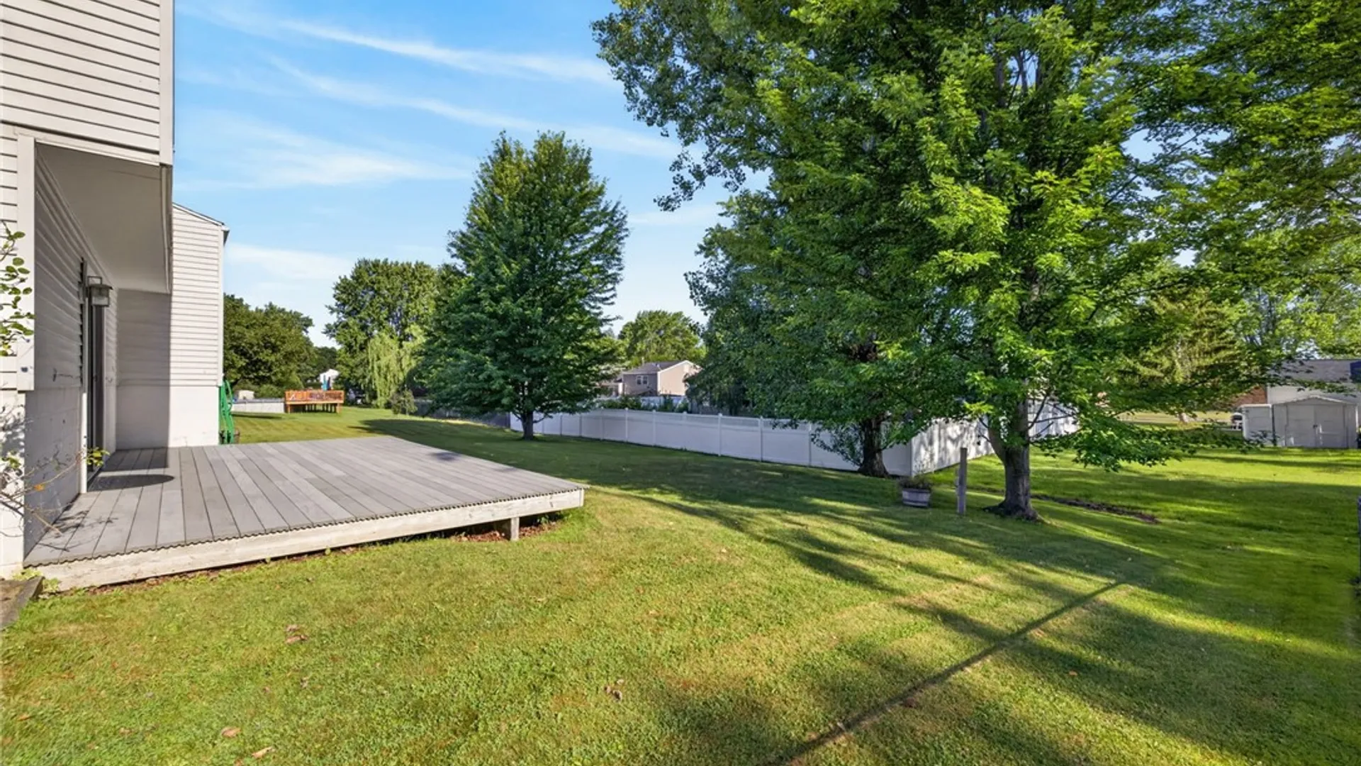 Property at 89 Staglen Dr, Henrietta, NY 14467 31
