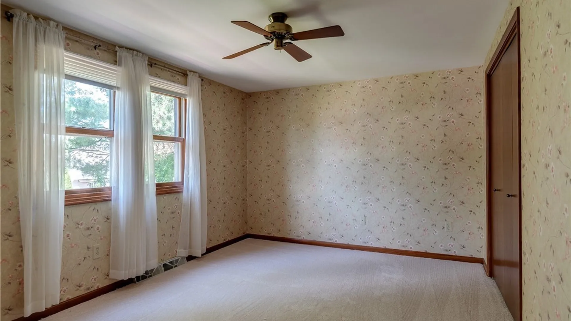 Property at 4205 Halfmoon Circle, Clay, NY 13090 31