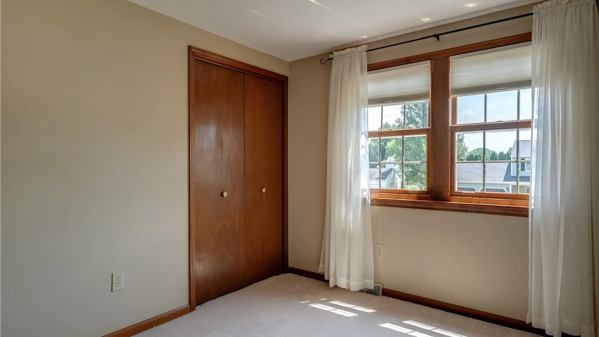 Property at 4205 Halfmoon Circle, Clay, NY 13090 34