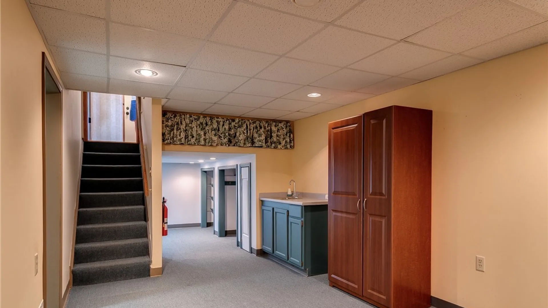 Property at 4205 Halfmoon Circle, Clay, NY 13090 37