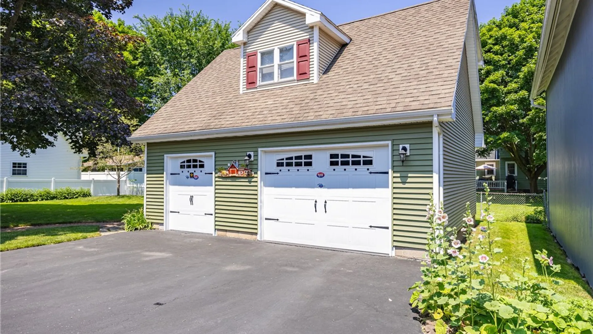 Property at 124 West Avenue, Parma, NY 14468 4