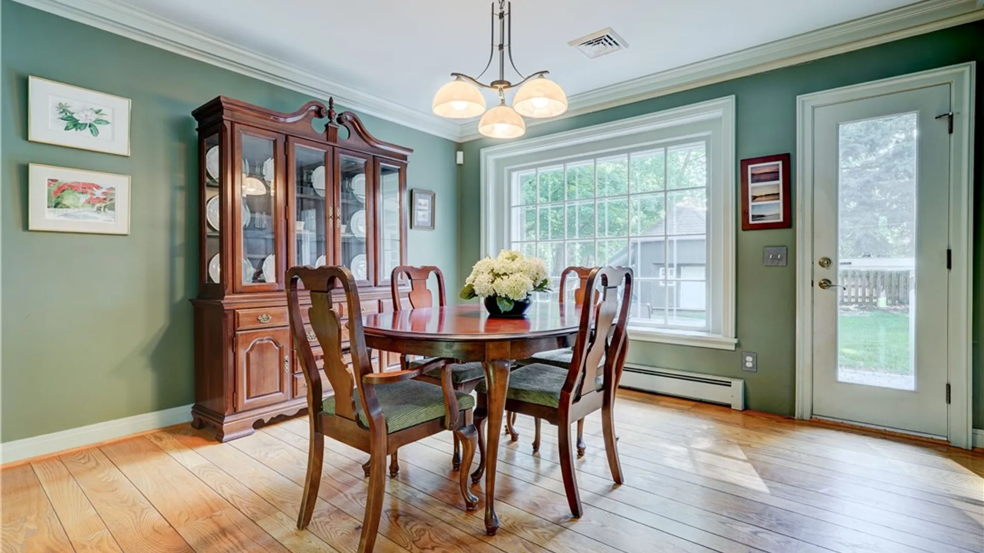 Property at 82 Washington Road, Pittsford, NY 14534 18