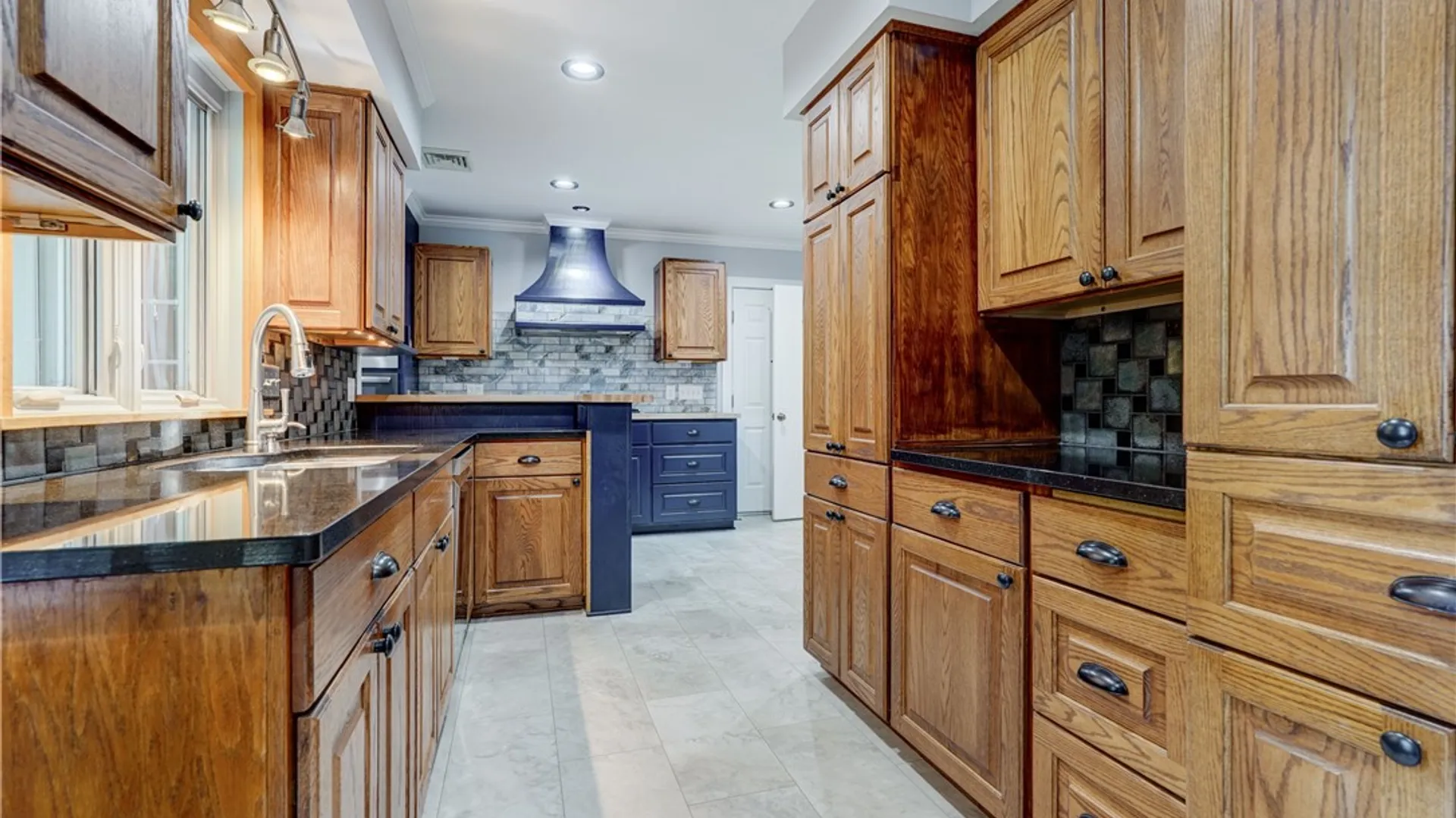 Property at 82 Washington Road, Pittsford, NY 14534 7