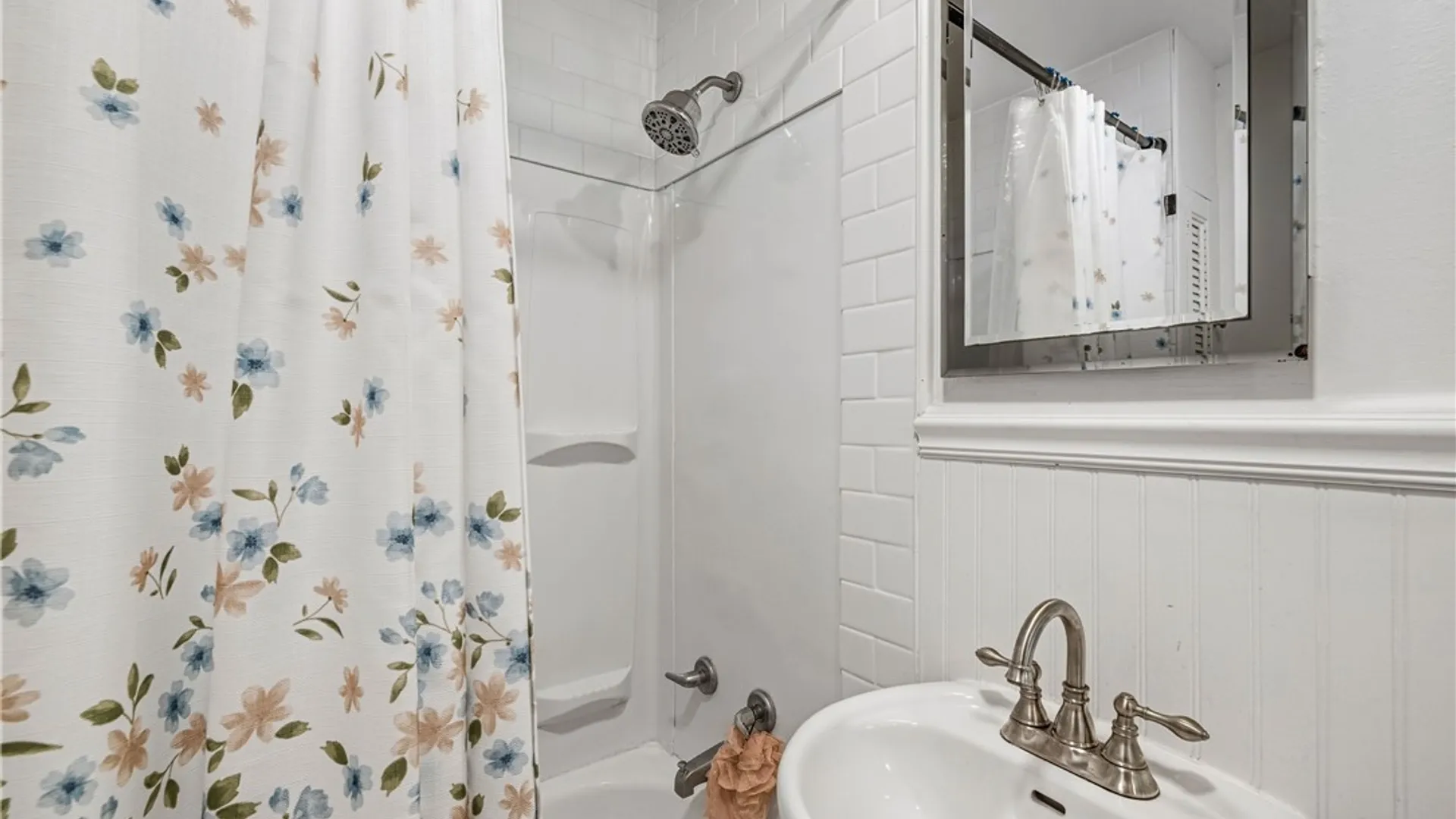 Property at 250 Saint Lawrence Avenue, Buffalo, NY 14216 26
