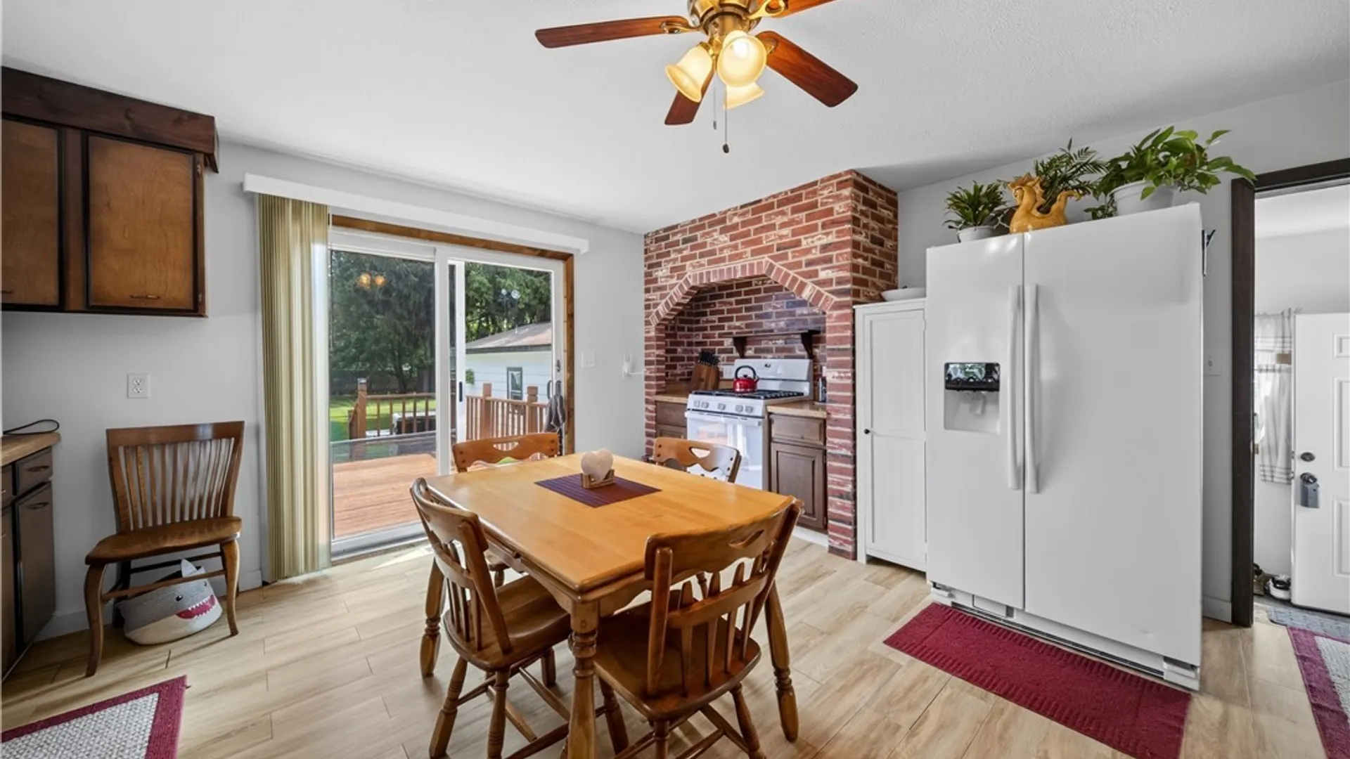 Property at 6368 Lakeshore Road, Cicero, NY 13039 10