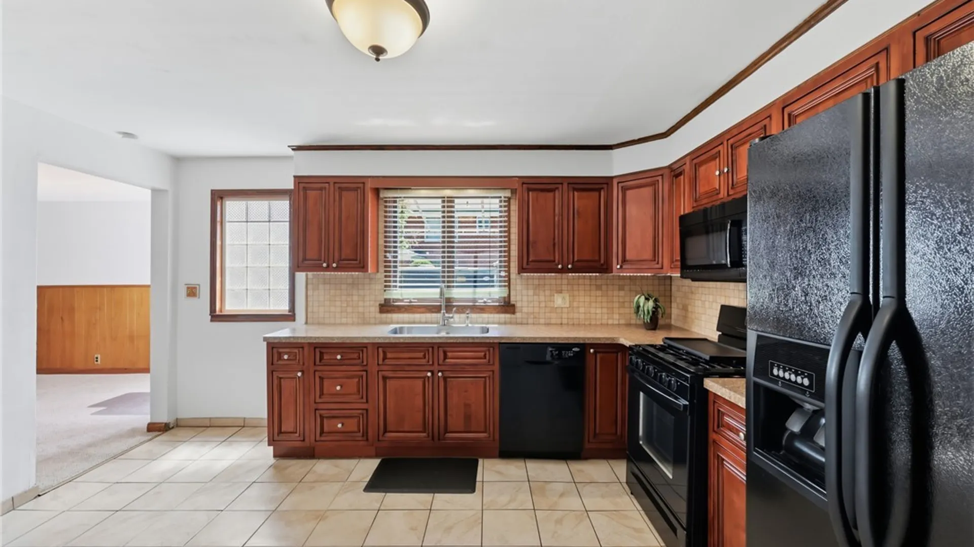 Property at 176 15th Street, Buffalo, NY 14213 12