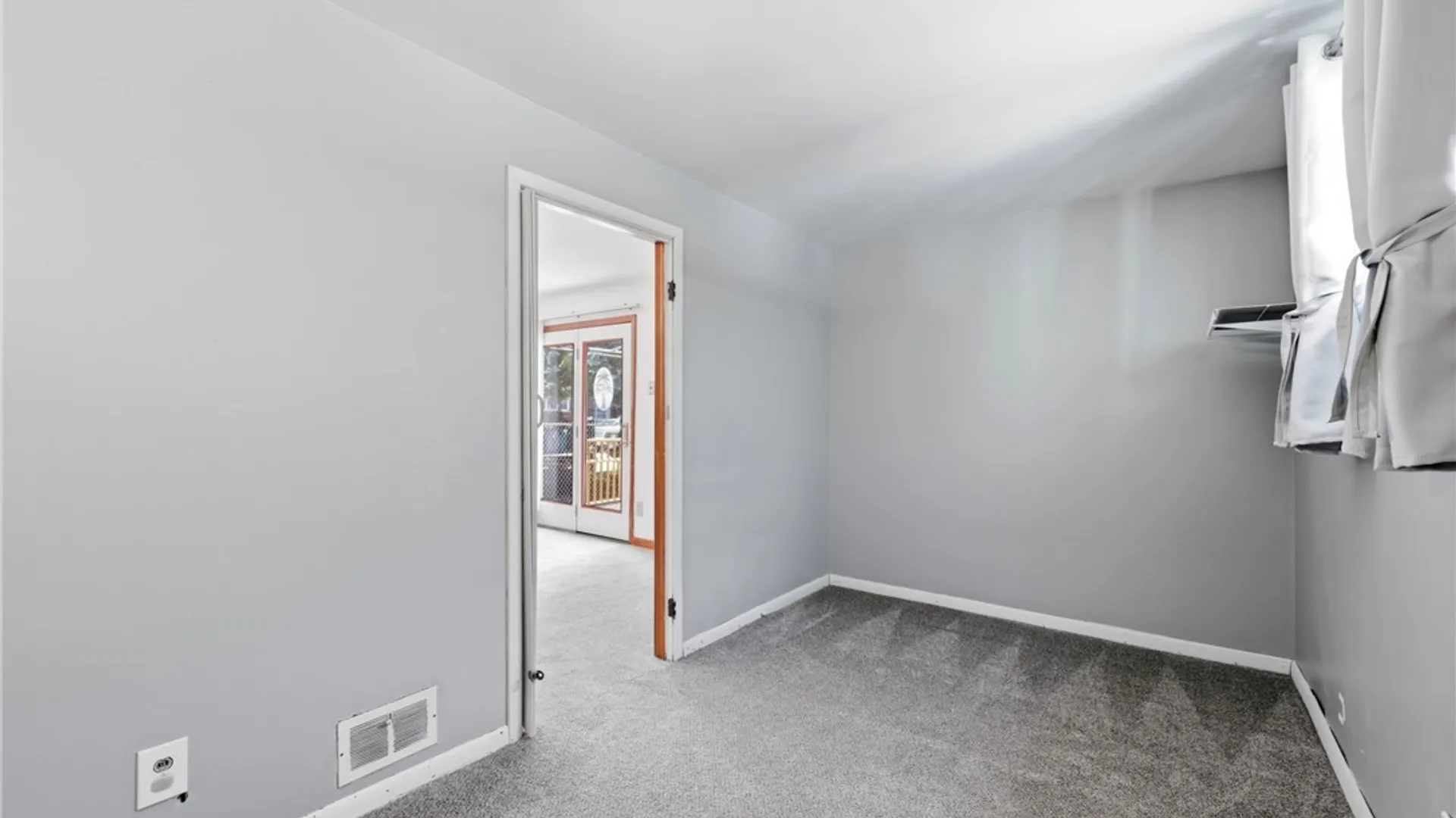 Property at 176 15th Street, Buffalo, NY 14213 14