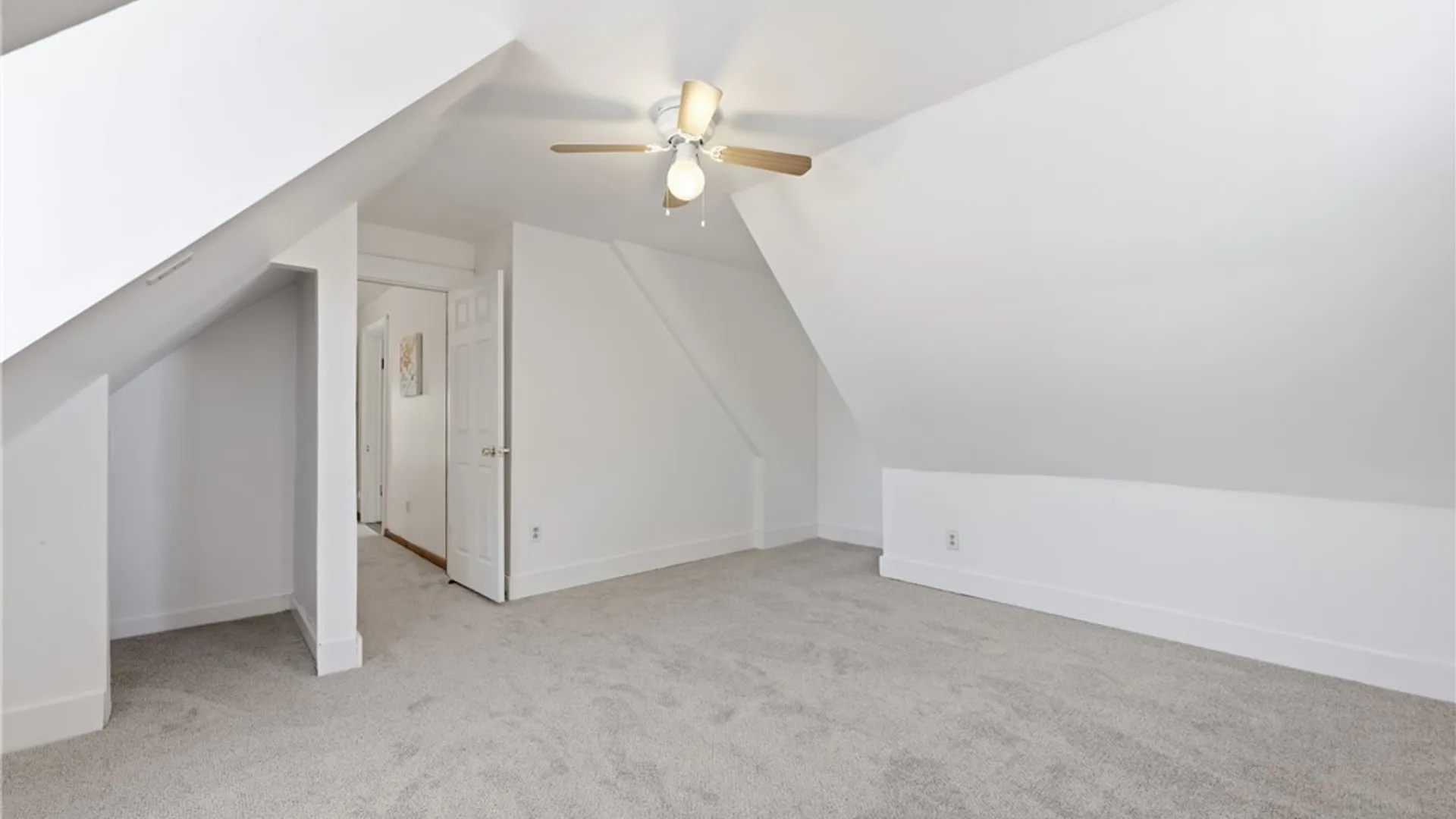 Property at 176 15th Street, Buffalo, NY 14213 24