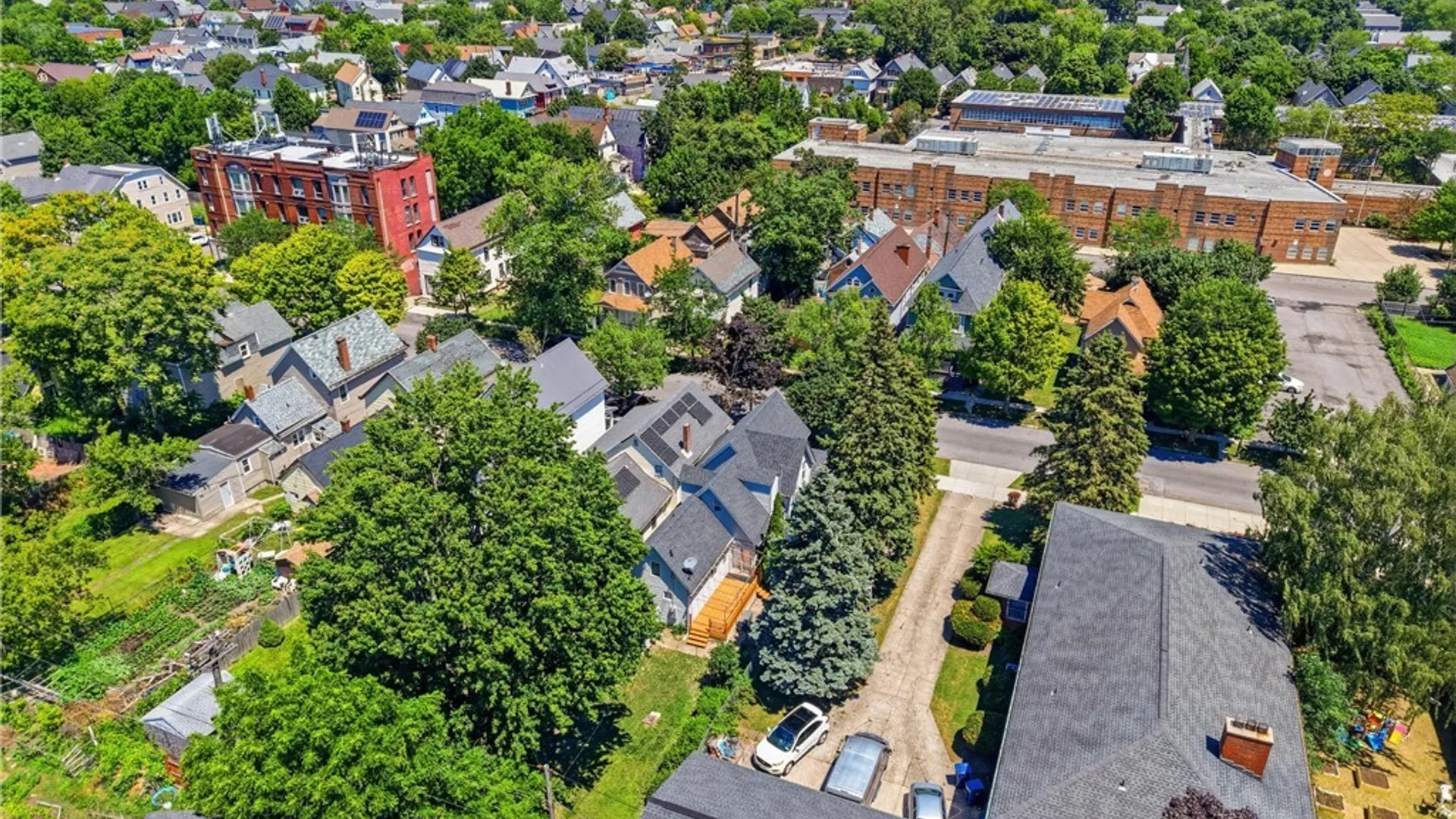 Property at 176 15th Street, Buffalo, NY 14213 34