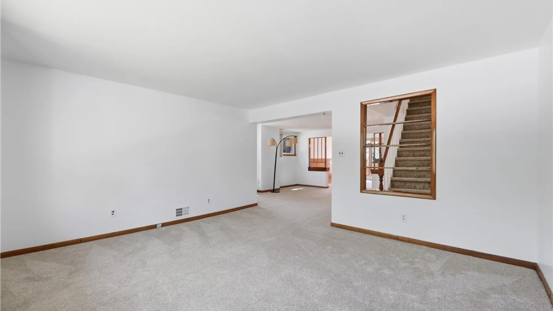 Property at 176 15th Street, Buffalo, NY 14213 7