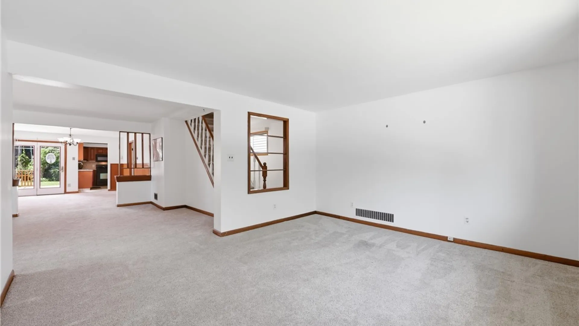 Property at 176 15th Street, Buffalo, NY 14213 8