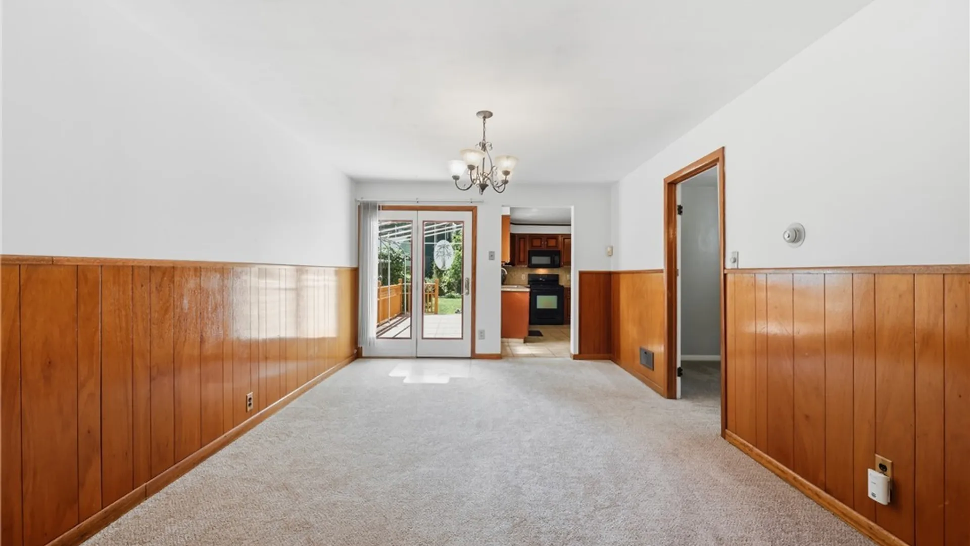 Property at 176 15th Street, Buffalo, NY 14213 9