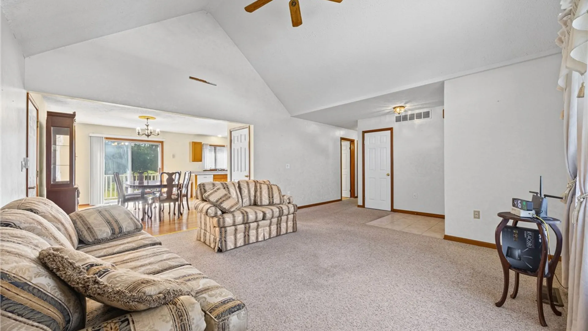 Property at 750 Close Circle, Webster, NY 14580 5