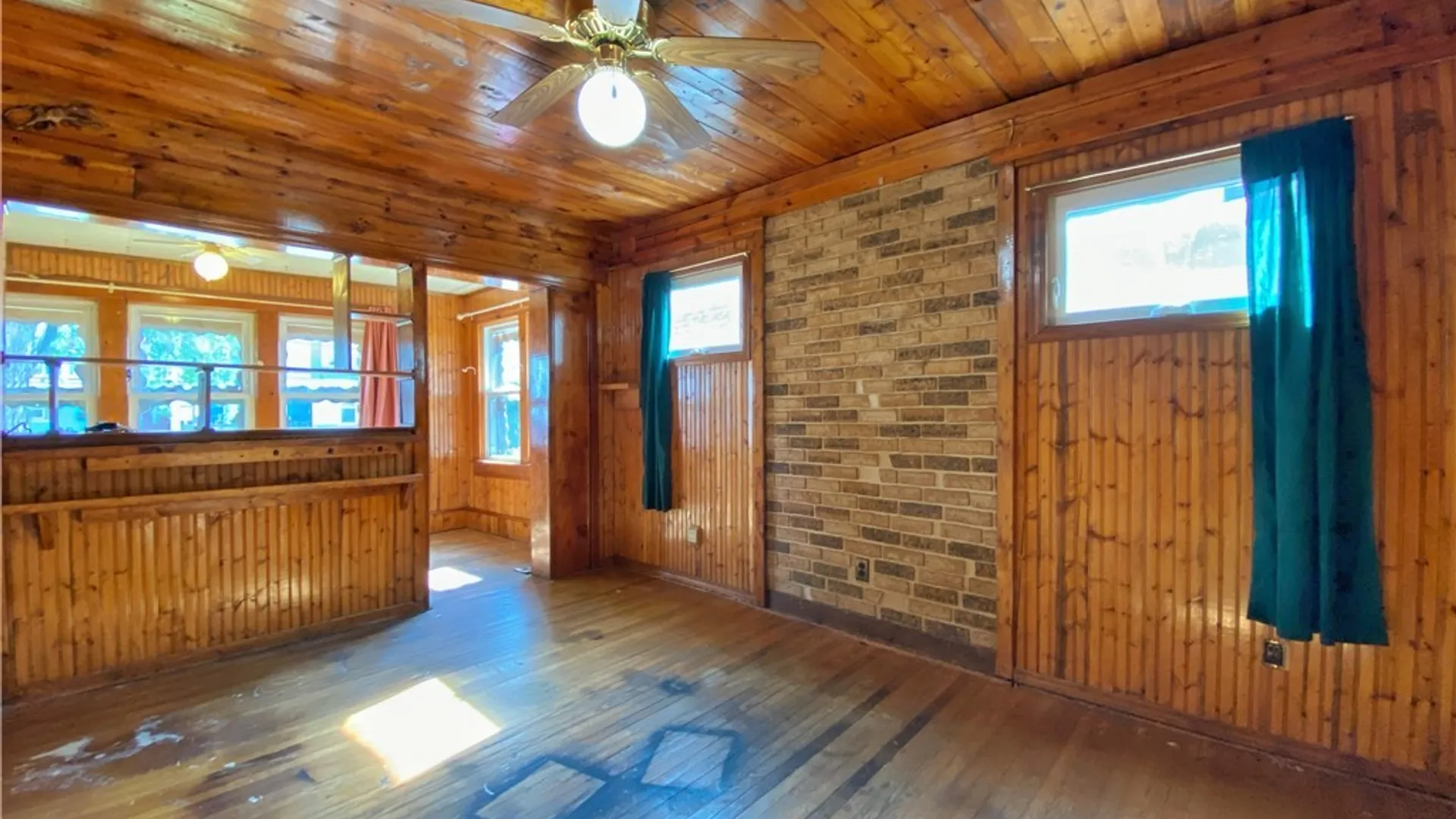 Property at 462 Hewitt Avenue, Buffalo, NY 14215 2