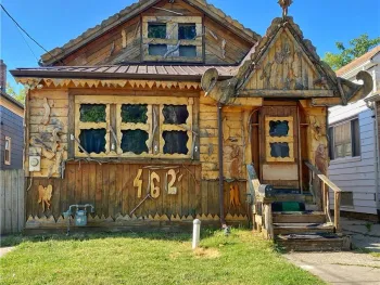Property at 462 Hewitt Avenue, Buffalo, NY 14215