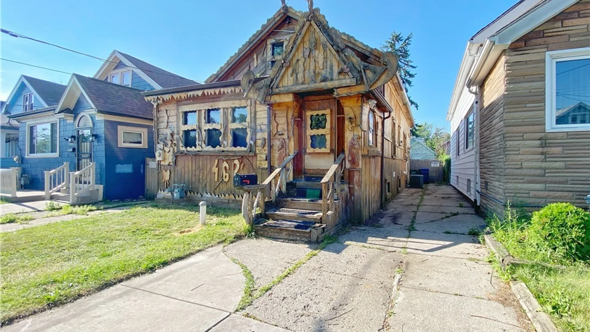 Property at 462 Hewitt Avenue, Buffalo, NY 14215 6