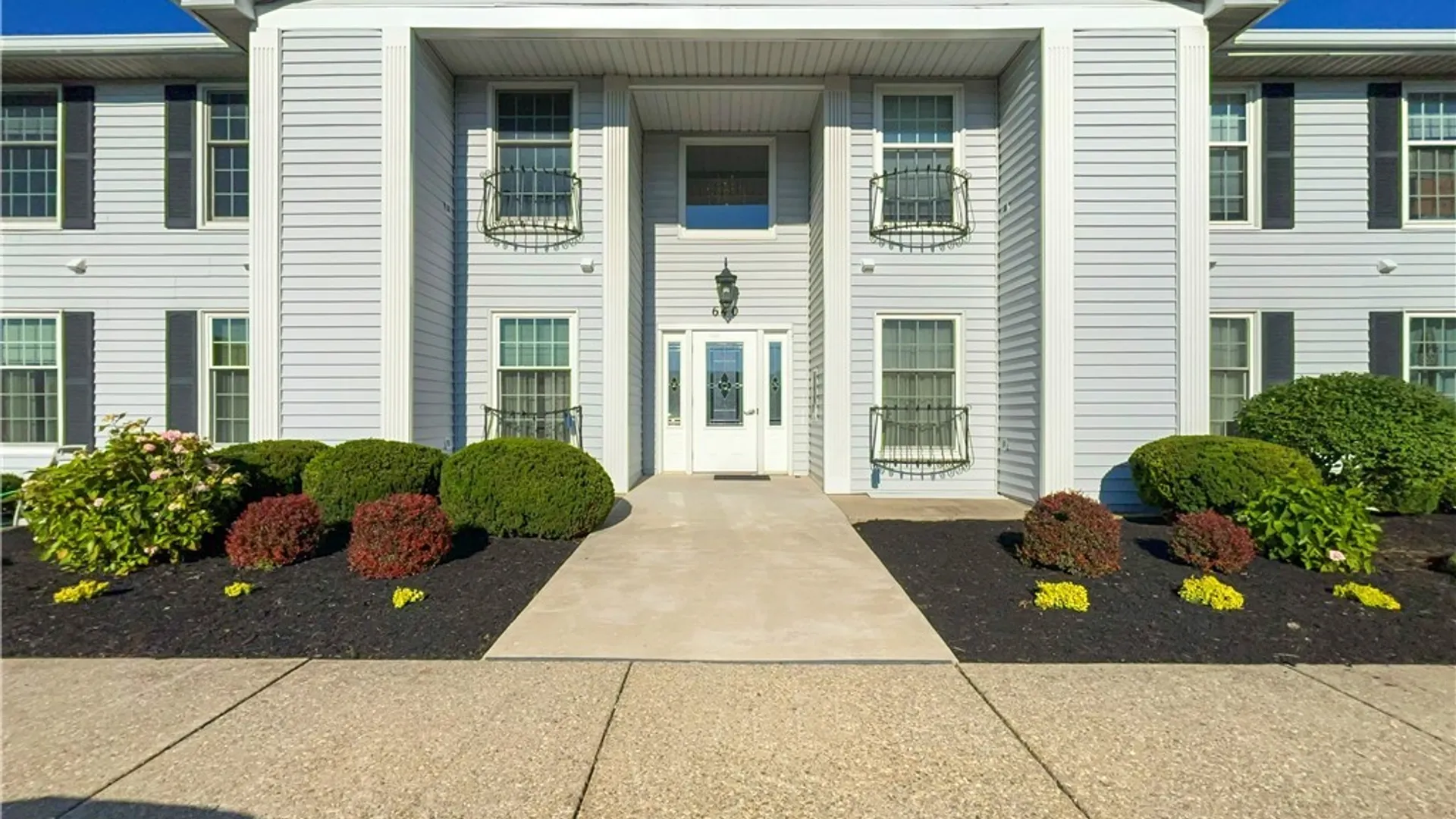 Property at 640 Youngs Road, Amherst, NY 14221 2