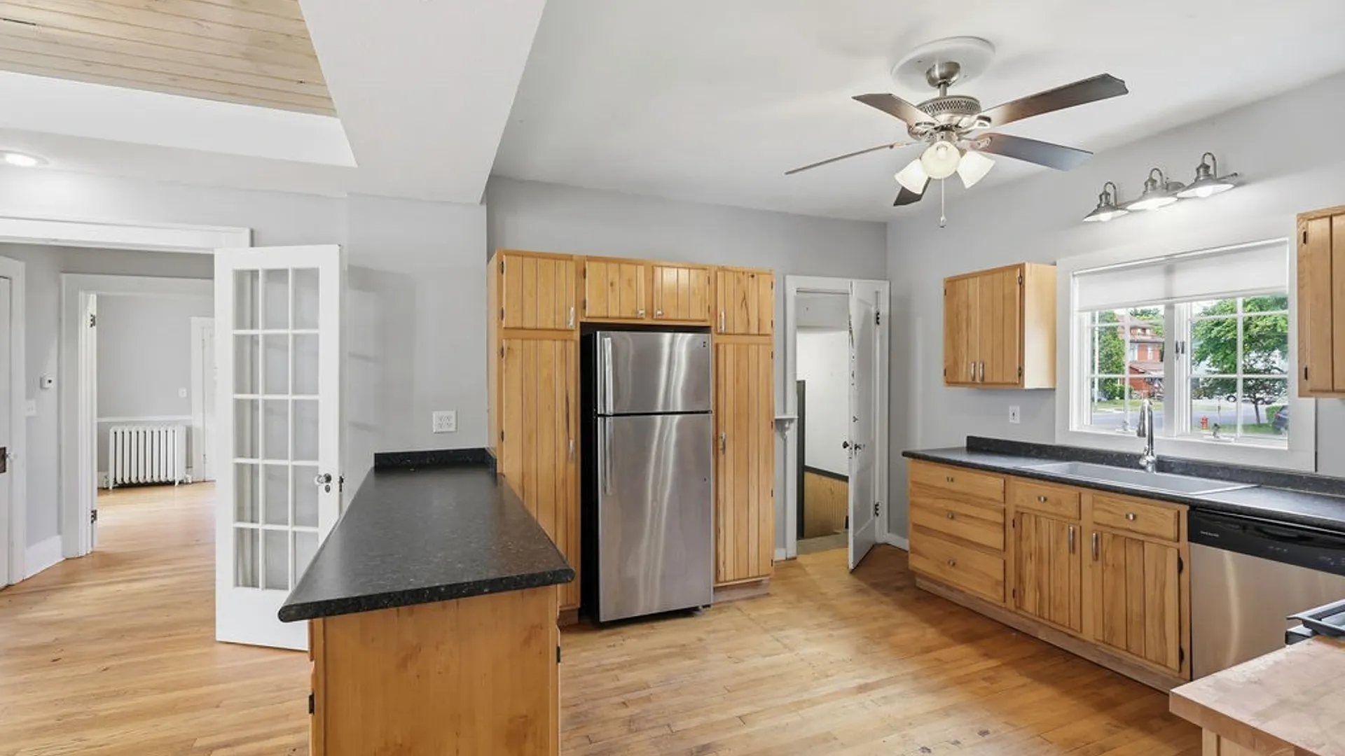 Property at 400 Avery Avenue, Syracuse, NY 13204 25