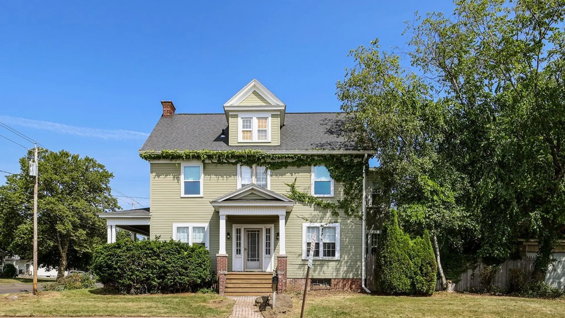 Property at 400 Avery Avenue, Syracuse, NY 13204 3