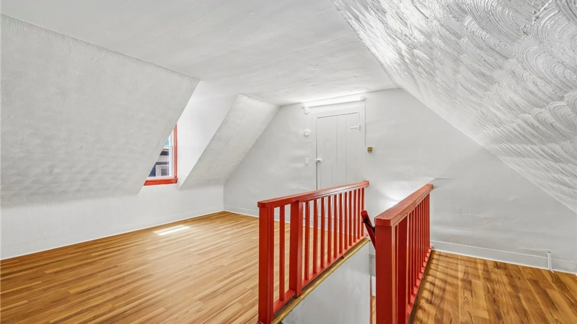 Property at 34 Schiller Street, Buffalo, NY 14206 32