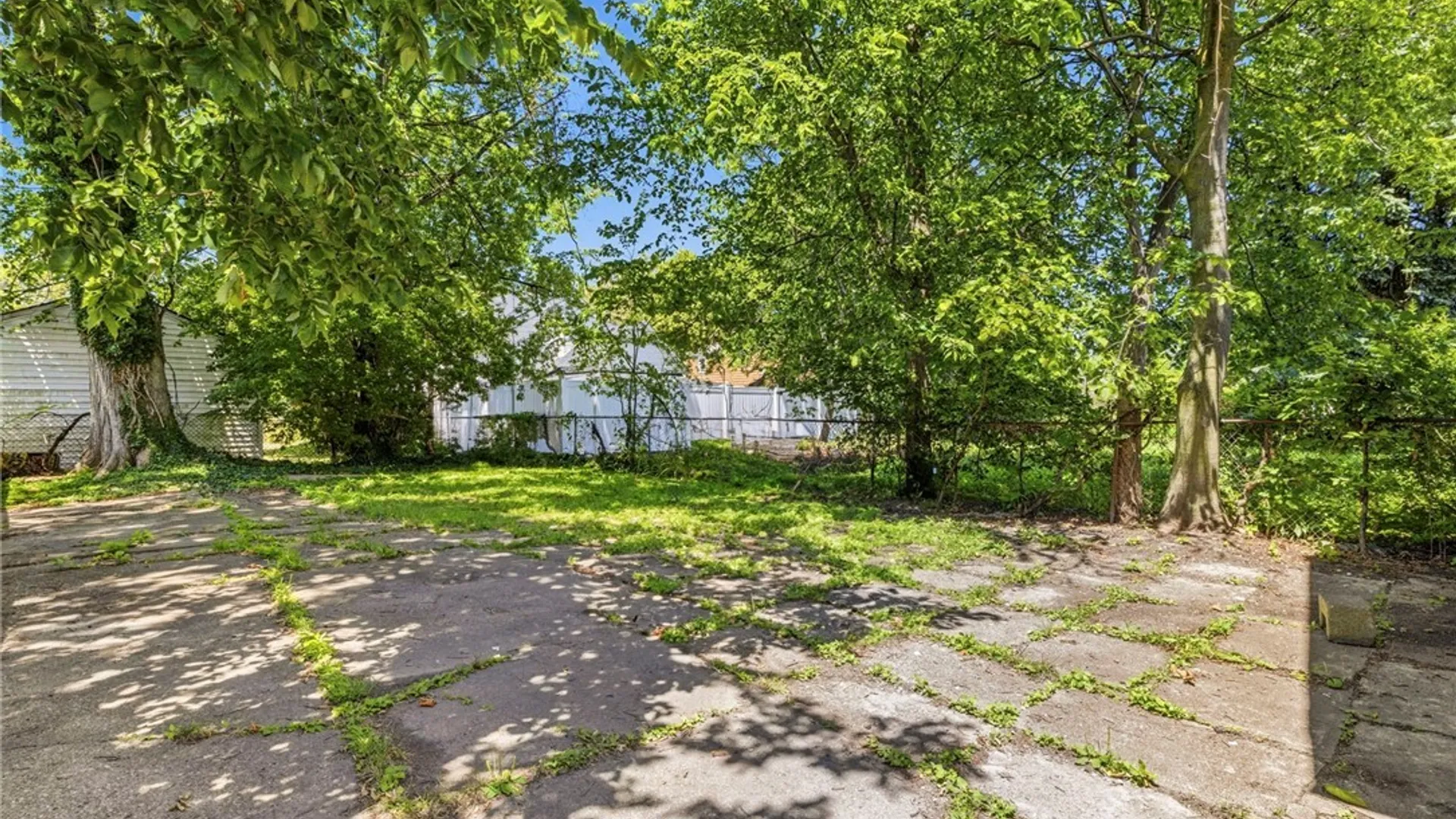 Property at 34 Schiller Street, Buffalo, NY 14206 41