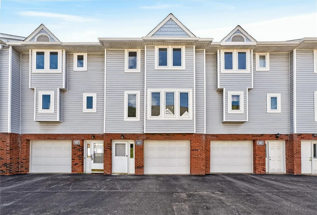 Property at 43 Union Hill Drive, Ogden, NY 14559